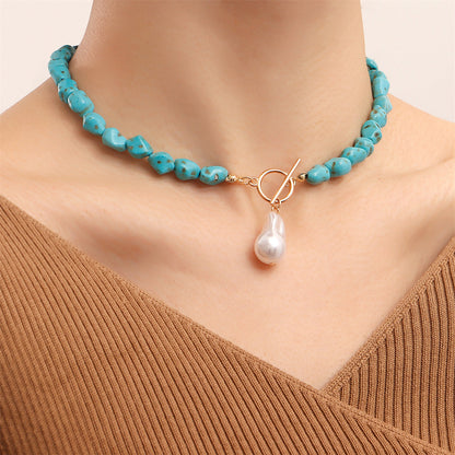 Turquoise and Pearl 18K Gold-Plated Toggle Pendant Necklace, gold pendant necklace for women, detail close-up