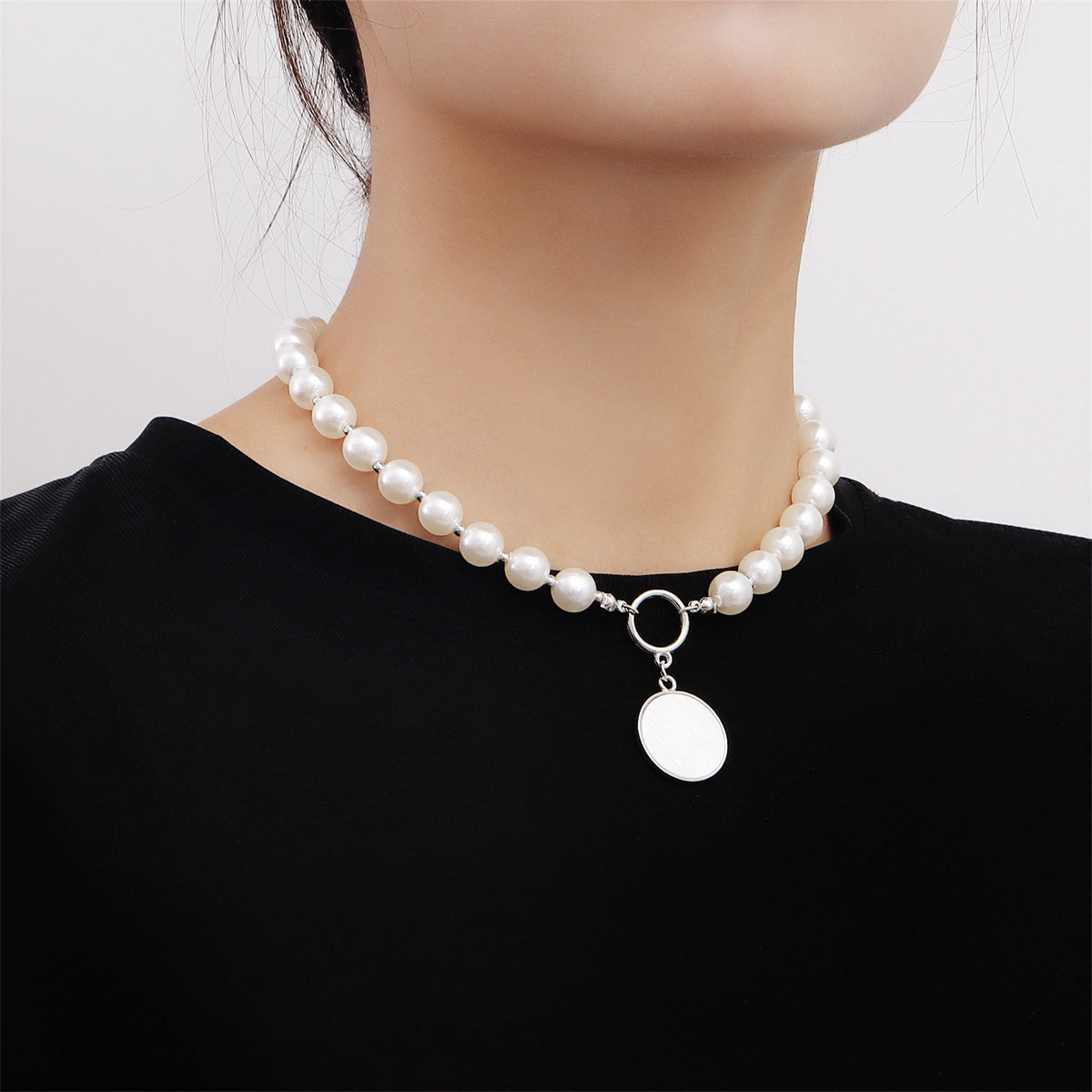 Pearl and White Shell Silver-Plated Round Pendant Necklace, silver pendant necklace for women, detail close-up