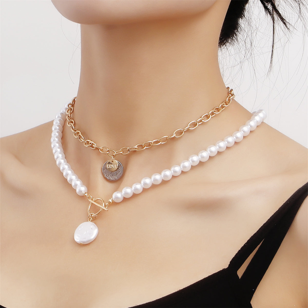 Pearl and Two-Tone Coin Pendant Necklace Set, jewelry gift sets for women, elegant gift for her, detail close-up
