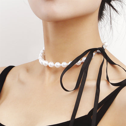 Pearl and Polyster Bow Choker Necklace, pendant necklace for women, vintage-inspired design, side view