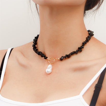 Black Resin and Pearl 18K Gold-Plated Drop Necklace, gold pendant necklace for women, everyday style, detail close-up