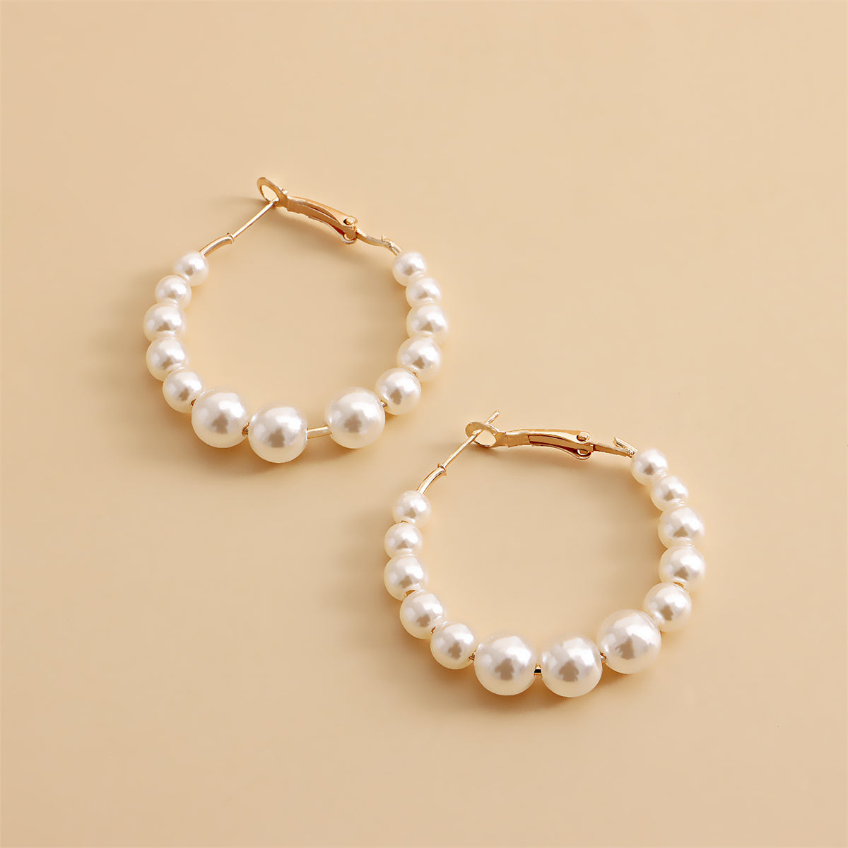 Pearl and 18K Gold-Plated Hoop Earrings, elegant gift for her, detail close-up