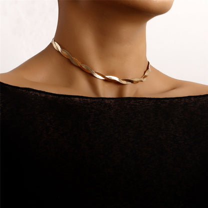 18K Gold-Plated Twisted Snake Chain Choker Necklace, gold pendant necklace for women, vintage-inspired design, side view