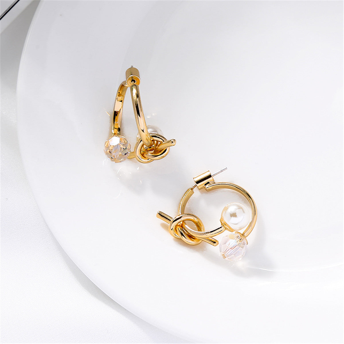 Pearl & Acrylic 18K Gold-Plated Knot Ear Jackets