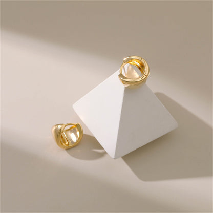 18K Gold-Plated Triangle Huggie Earrings, gold huggie earrings, vintage-inspired design, detail close-up