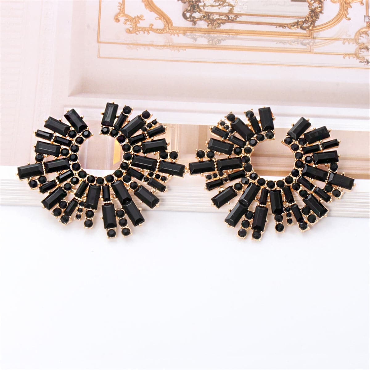 Black Cubic Zirconia & 18K Gold-Plated Stud Earring