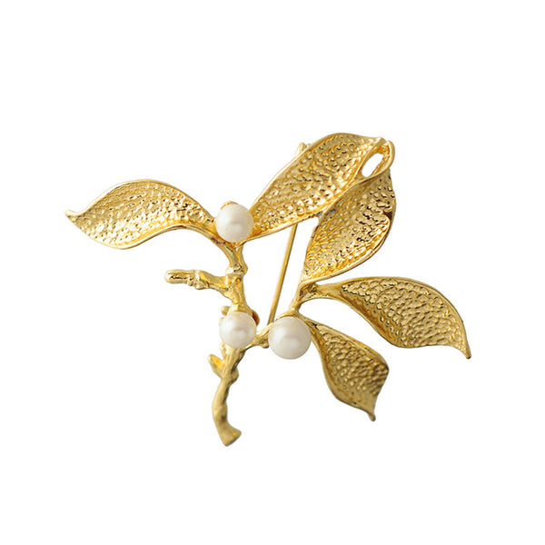Imitation Pearl & Goldtone Botany Brooch